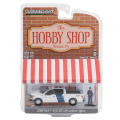 NessiWorld Greenlight 1/64 2018 Ford F-150 XLT with Customs Officer