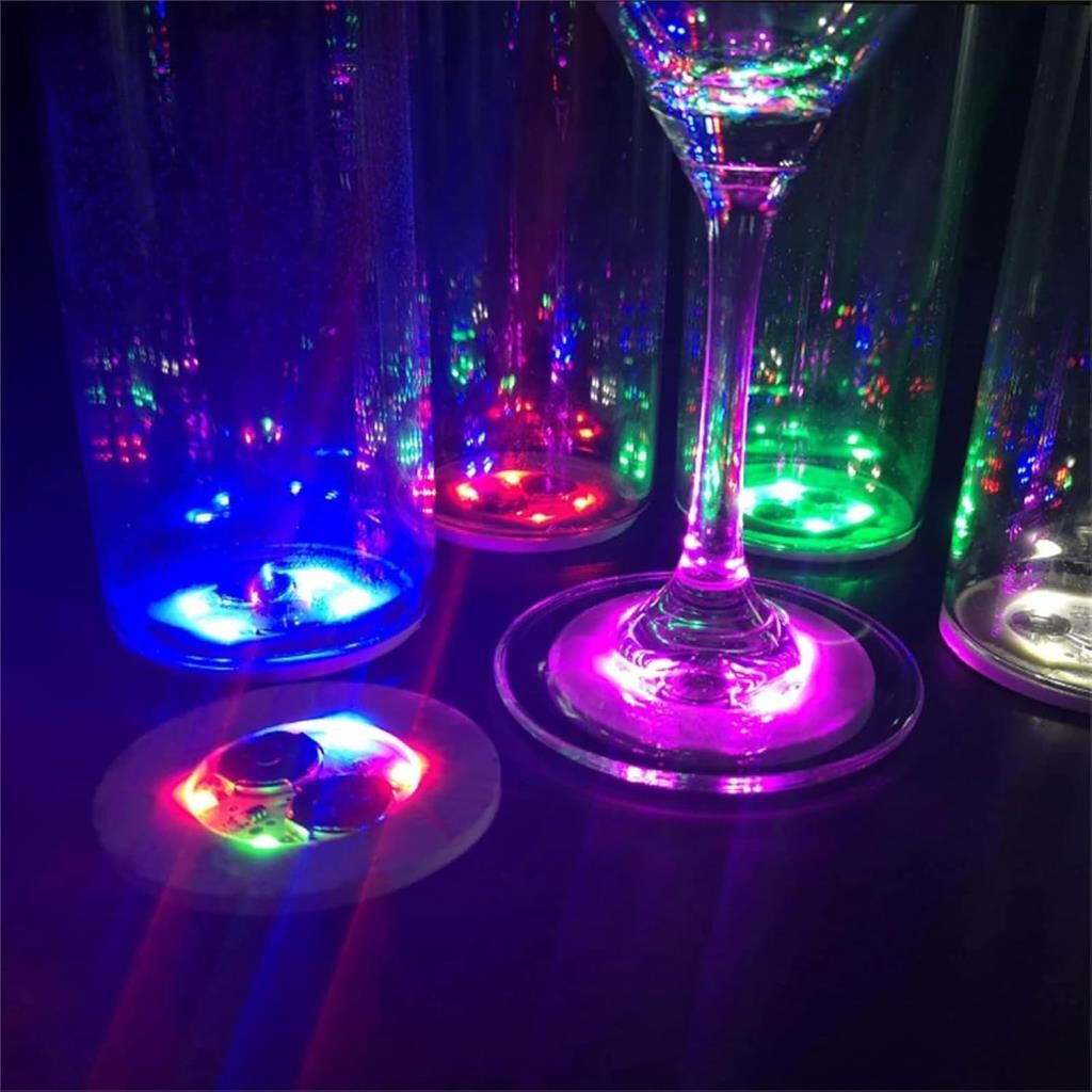 Nessiworld  Işıklı Yapışkanlı Bardak Altı Aparatı Ledli 3 Fonksiyonlu 6 cm Çap