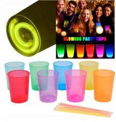 Nessiworld  Karanlıkta Yanan Gece Işığı Mega Glow Bardaklar 8 Adet 8.5 x 10.5 cm