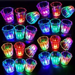 Nessiworld  Renkli Led Parlayan Fiber Optik Glow Işıklı Bardak 5,5 x 5,5 cm