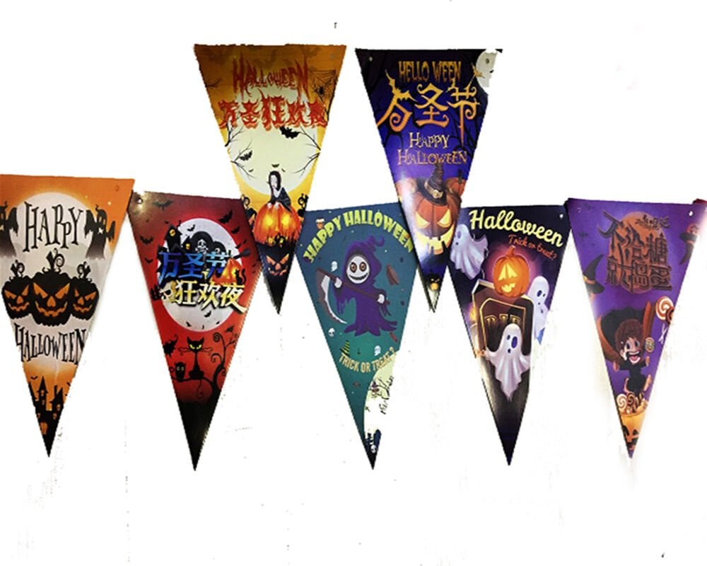 Nessiworld  Lüks Baskılı Üçgen Model Halloween Banner Süs Bayrak 8 li