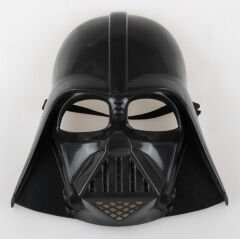 Nessiworld  Çocuk Boy Yıldız Savaşları Star Wars Darth Vadet Maskesi ve 90 cm Pelerin Seti Siyah